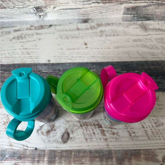 Set of 3 Walt Disney World Resort Reusable Refillable Mugs - Mickey & Friends - Picture 5 of 11